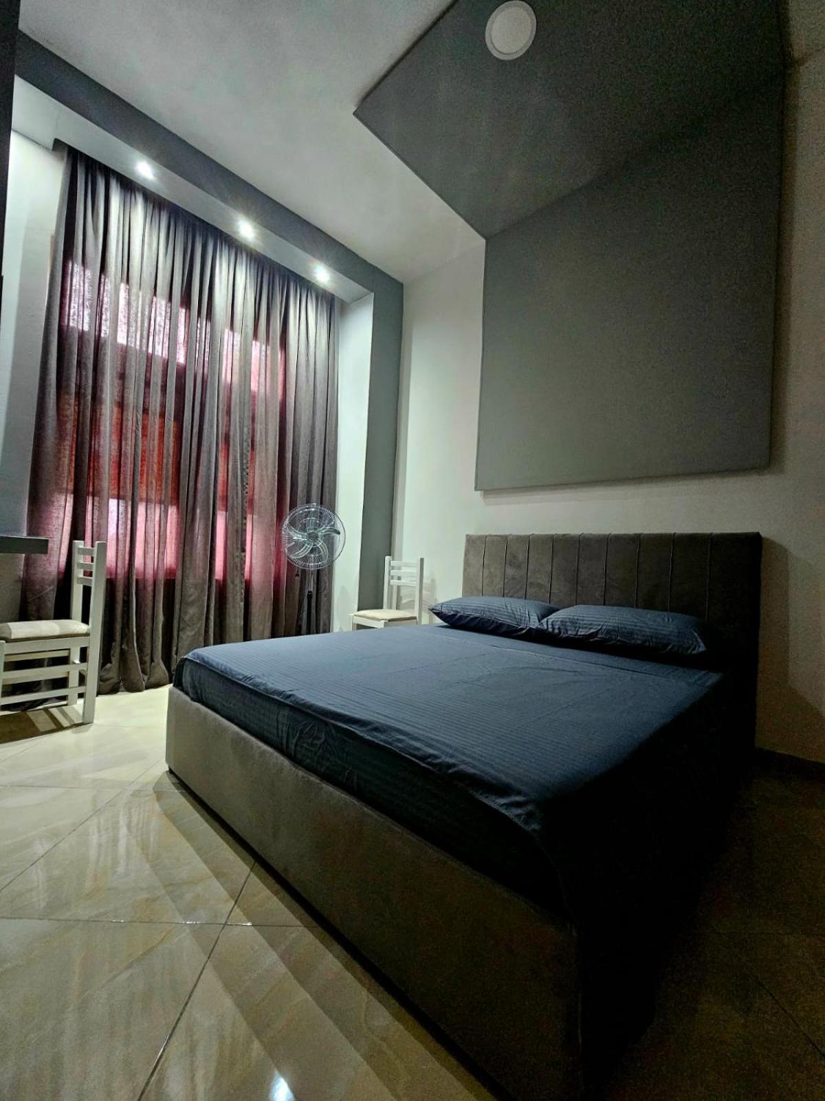 Vela Apartment ดูร์เรส ภายนอก รูปภาพ