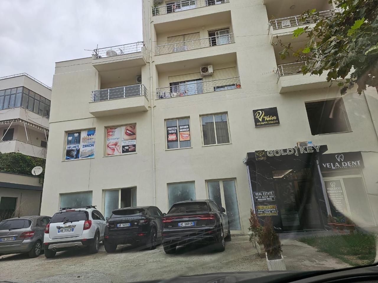 Vela Apartment ดูร์เรส ภายนอก รูปภาพ